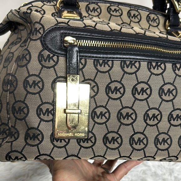 Michael Kors Black and Tan Tote Bag with Dustbag - Picture 2 of 16